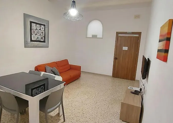 St Julian\'S Central Location Apartment